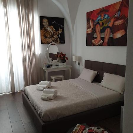 Garruba 101 Hotel Bari Buitenkant foto